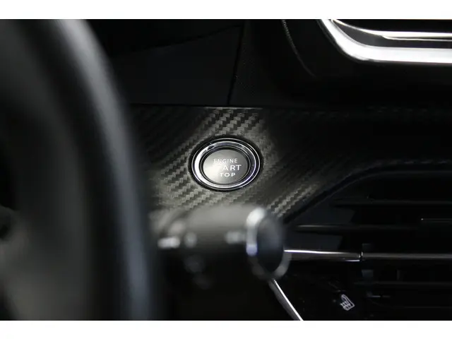 Peugeot 208 1.5 BlueHDi Blue Lease Allure 2020 Diesel 38
