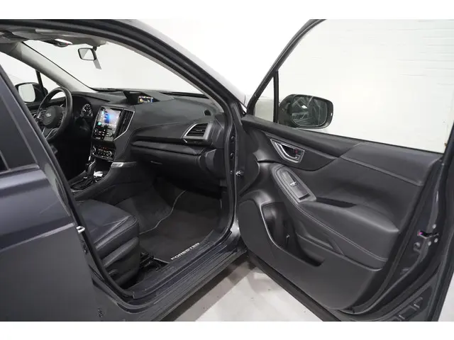 Subaru Forester 2.0i e-BOXER First Edition 2021 Benzine 21