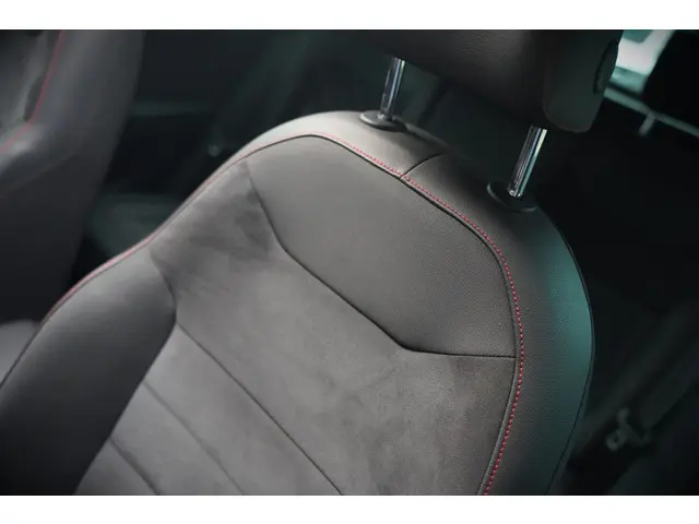 SEAT Ateca 2.0 EcoTSI FR 4DRIVE 2017 Benzine 29