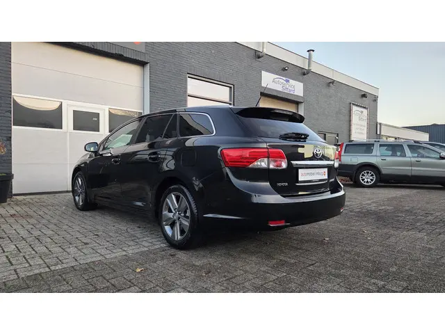 Toyota Avensis Touring Sports 1.8 VVT-i Sol 2015 Benzine 4
