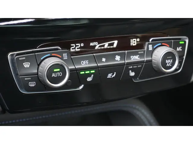BMW X1 xDrive25e 220pk M-Sport 2021 Hybride Benzine 24