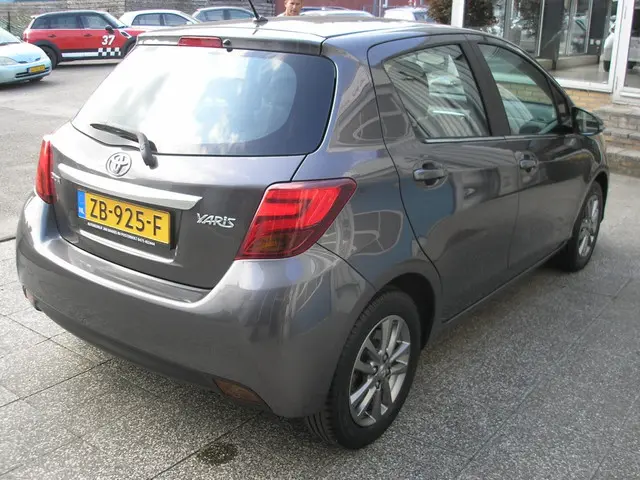Toyota Yaris 1.3 VVT-i Aspiration 2015 Benzine 22