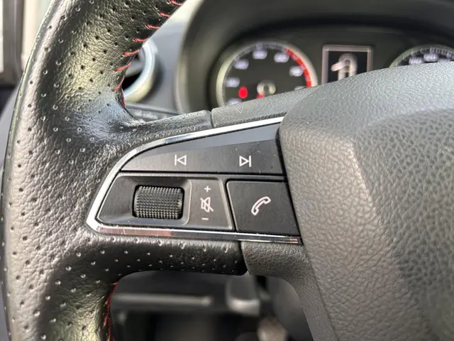 SEAT Ibiza 1.0 EcoTSI FR Connect 2015 Benzine 18