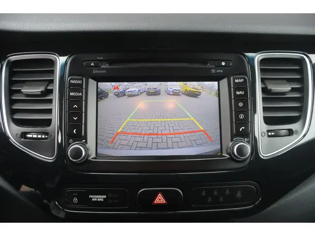 Kia Carens 1.6 GDi ExecutiveLine 2015 Benzine 13