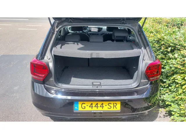 Volkswagen Polo 1.0 TSI Comfortline 2019 Benzine 10