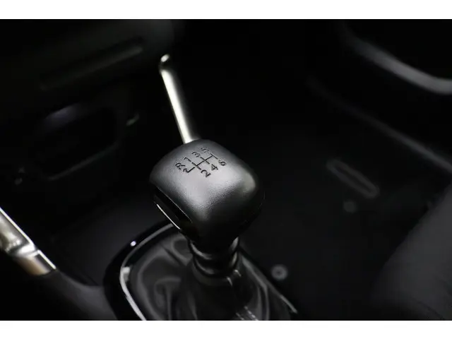 Citroën C3 Aircross 1.2 PureTech Max 2024 Benzine 25