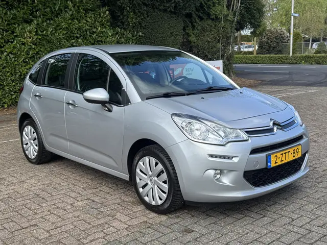Citroën C3 1.2 PureTech Collection 2015 Benzine 9