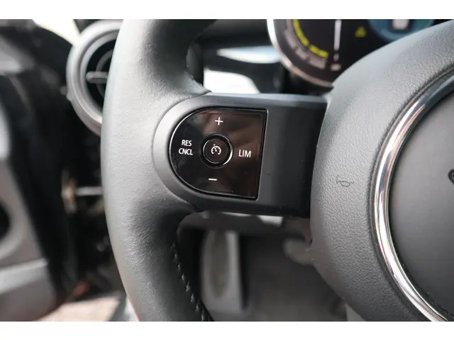 MINI Electric Camden Edition 2023 Elektrisch 14