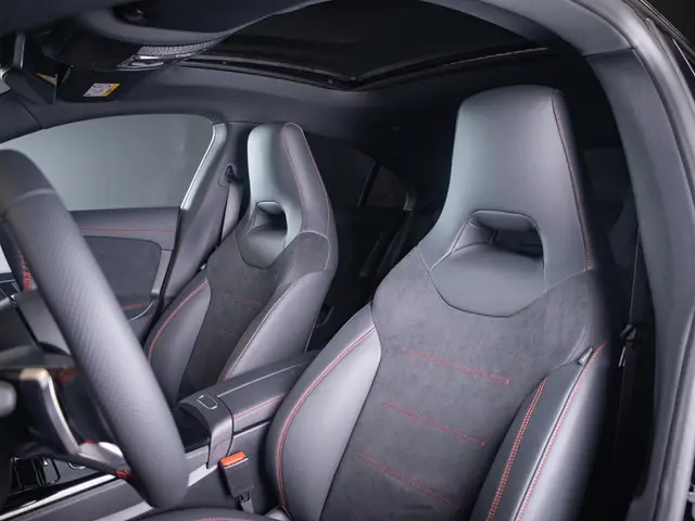 Mercedes-Benz CLA Coupé 180 Star Edition 2024 Benzine 13