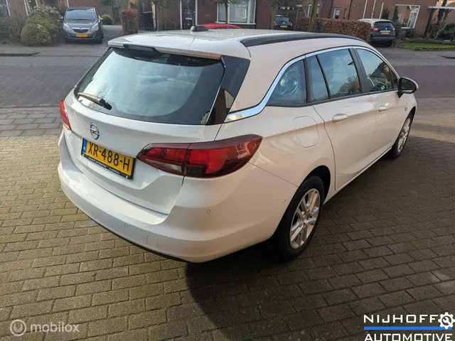 Opel Astra Sports Tourer 1.0 Turbo Business 2019 Benzine 4