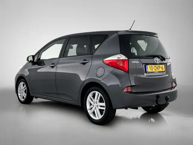 Toyota Verso-S 1.3 VVT-i Dynamic 2012 Benzine 12