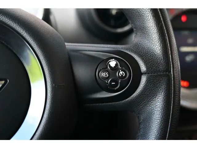 MINI Countryman 1.6 Cooper Edition 2014 Benzine 14