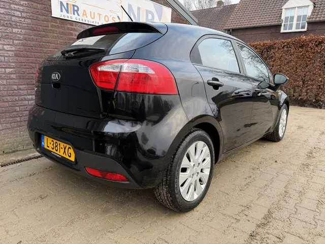 Kia Rio 1.4 CVVT Super Pack 2013 Benzine 6