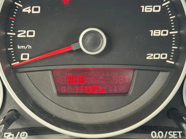 SEAT Mii 1.0 Chill Out 2013 Benzine 9
