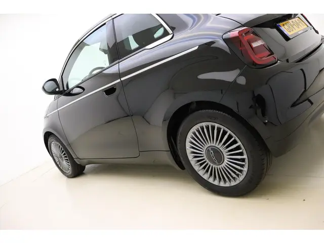 Fiat 500 La Prima 42 kWh 2024 Elektrisch 17