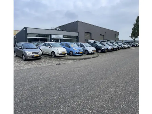 Volkswagen up! 1.0 BMT high up! 2017 Benzine 13