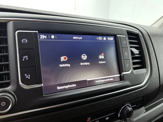 Opel Vivaro-e Combi L3H1 75 kWh 2022 Elektrisch 9