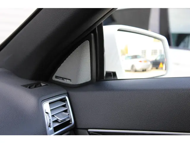 Mercedes-Benz E-Klasse Cabrio 400 AMG 2014 Benzine 22