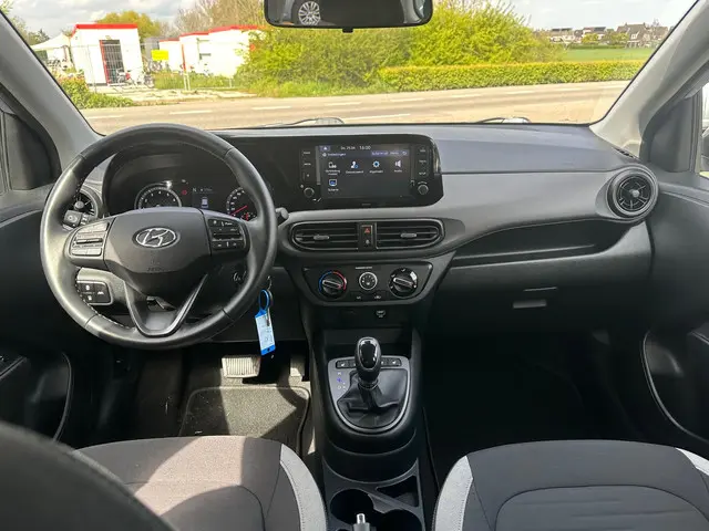 Hyundai i10 1.0 Comfort 5-zits 2020 Benzine 23