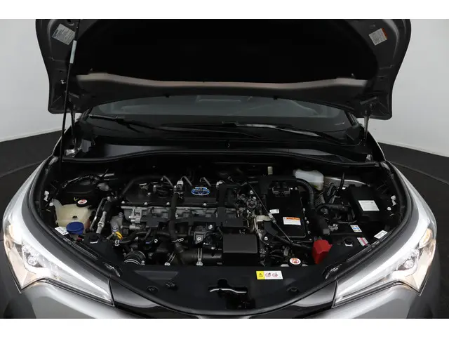 Toyota C-HR 1.8 Hybrid Active 2019 Hybride Benzine 39