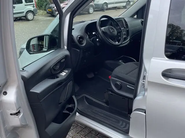 Mercedes-Benz Vito 114 CDI Lang DC Comfort 2020 Diesel 16