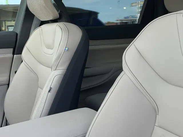 Volvo EX90 Twin Motor Ultra 7p. 111 kWh 2025 Elektrisch 12