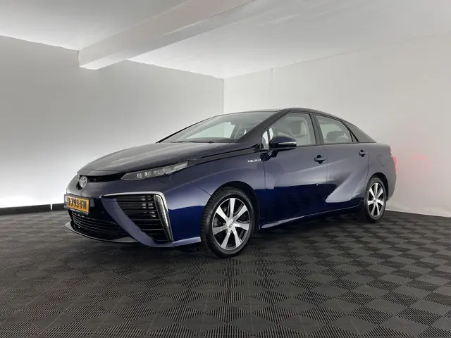 Toyota Mirai 3