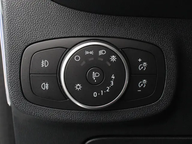 Ford Fiesta 1.0 EcoBoost Titanium 2021 Benzine 16