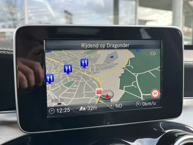 Mercedes-Benz C-Klasse 250 Prestige 2016 Benzine 12