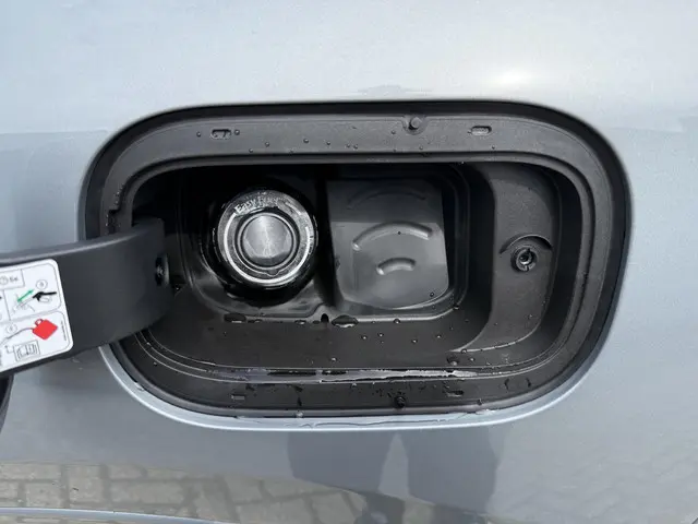 Ford Kuga 2.5 PHEV ST-Line X 2025 Hybride Benzine 18