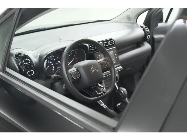 Citroën C3 Aircross PureTech 130 EAT6 Plus 2024 Benzine 2