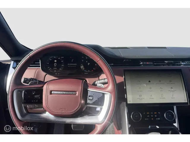 Land Rover Range Rover P400 Autobiography 2023 Benzine 9