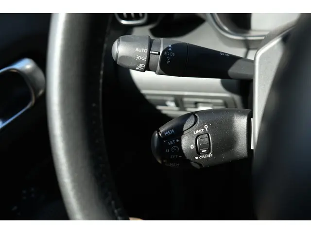 Citroën C3 Aircross PT130 Shine 2019 Benzine 39
