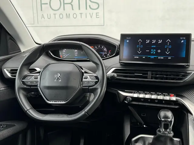 Peugeot 3008 1.2 PureTech Blue Lease Active 2021 Benzine 5