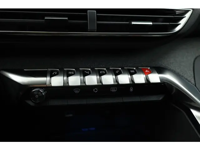 Peugeot 5008 1.2 PureTech GT-Line 7pers. 2020 Benzine 24