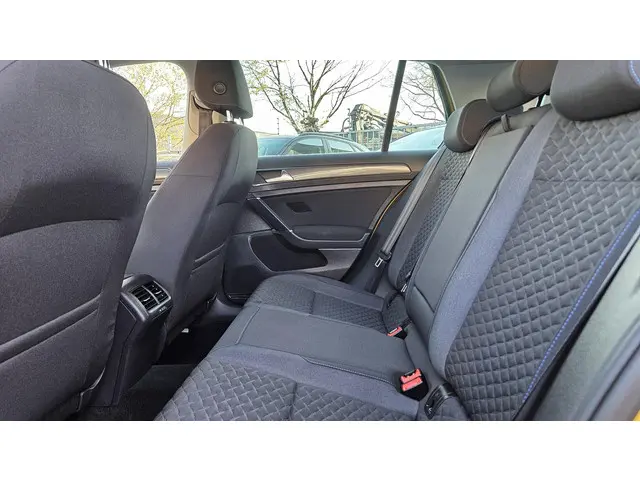 Volkswagen Golf 1.5 TSI JOIN R-Line 2018 Benzine 15
