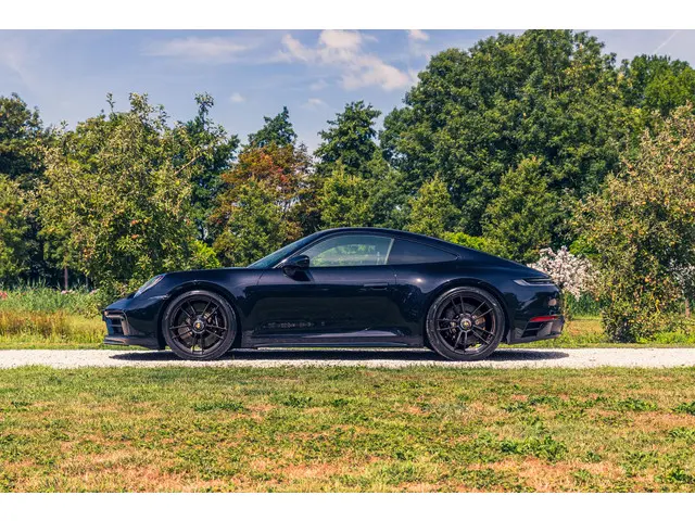 Porsche 911 3.0 Carrera GTS 2022 Benzine 87
