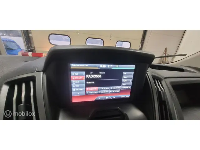 Ford Transit 350 2.0 TDCI L3H2 Ambiente 2017 Diesel 11