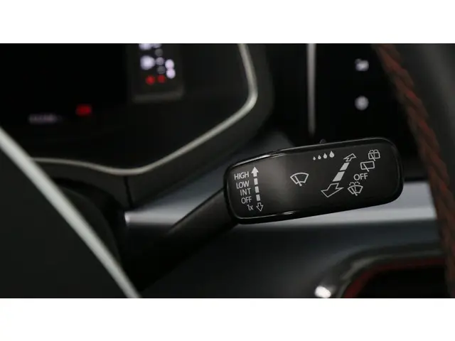 SEAT Ibiza 1.0 EcoTSI 95pk FR Plus 2023 Benzine 33
