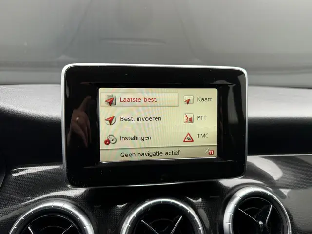 Mercedes-Benz CLA 200 Ambition 2013 Benzine 42