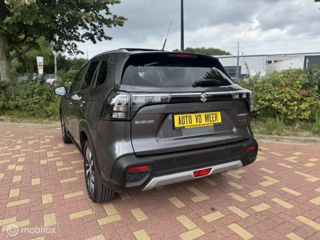 Suzuki S-Cross 1.5 Hybrid Style 2024 Hybride Benzine 18