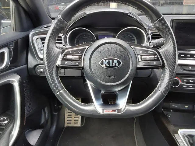 Kia Ceed 1.0 T-GDi GT-Line Edition 2021 Benzine 14