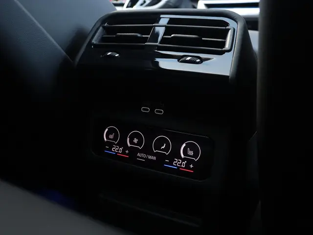 BMW M5 Touring 2026 Hybride Benzine 43