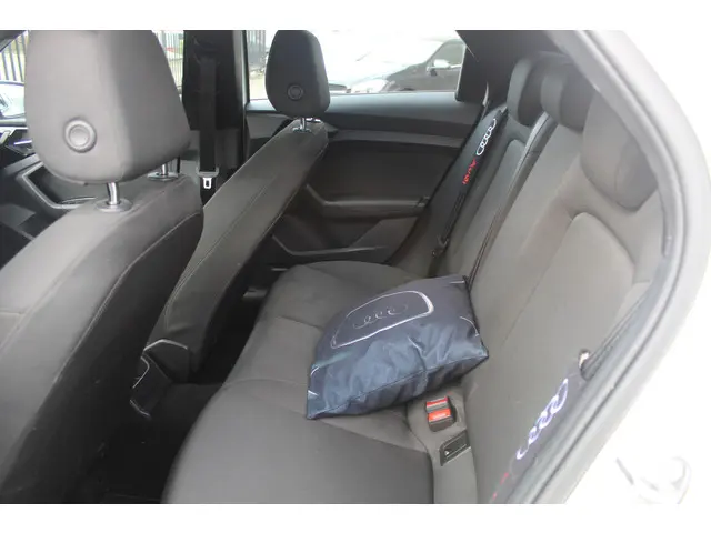 Audi A1 Sportback 30 TFSI Pro Line 2020 Benzine 12