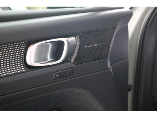 Volvo XC40 Recharge Pro 2021 Elektrisch 12