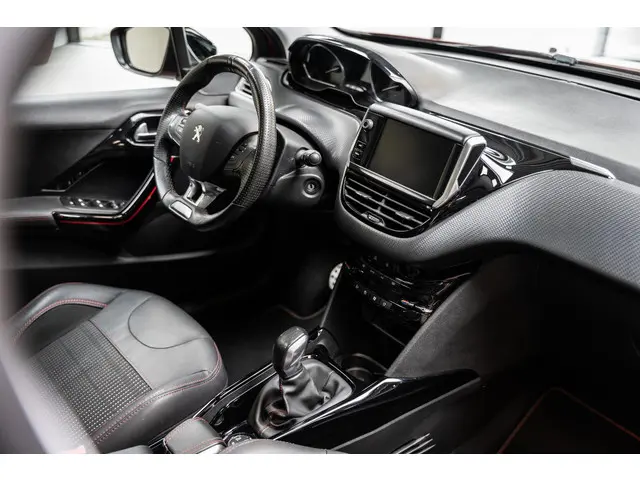 Peugeot 2008 1.2 PureTech GT-line 2018 Benzine 13