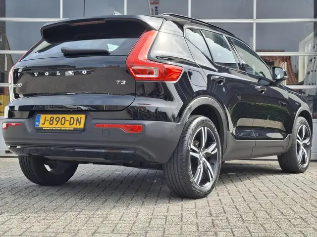 Volvo XC40 1.5 T3 R-Design 2020 Benzine 5
