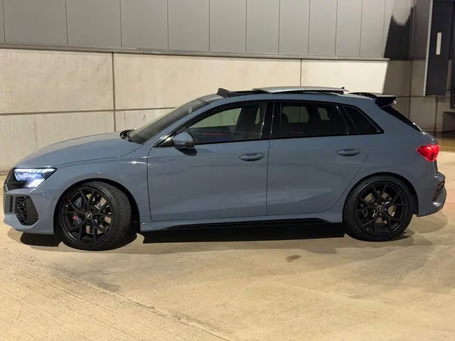 Audi RS3 A3 Sportback 2.5 TFSI QUATTRO 2023 Benzine 4
