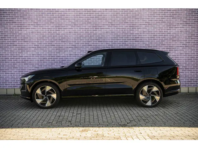 Volvo EX90 Twin Motor Ultra 7p. 111 kWh 2025 Elektrisch 4