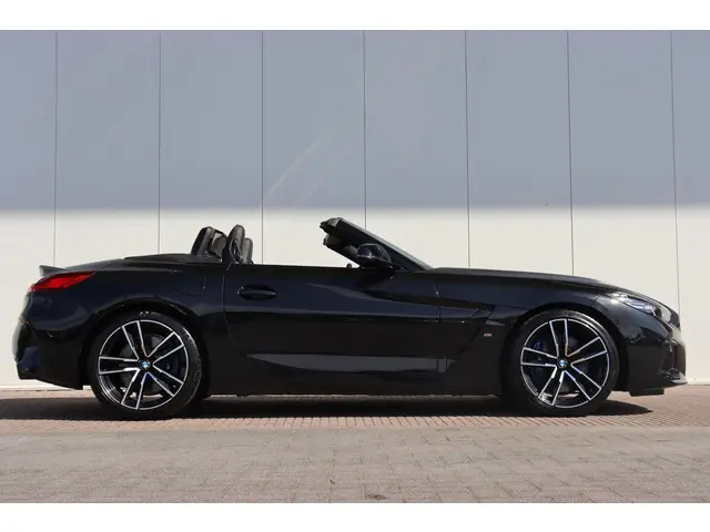 BMW Z4 Roadster M40i High Executive 2024 Benzine 4